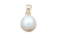 Pearl Charm