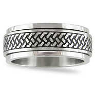 Black Enamel Stainless Steel Spinning Ring